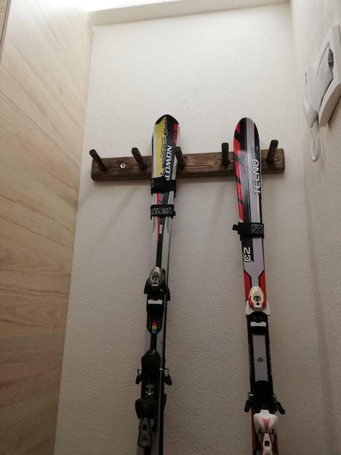 Cervinia Ski In Ski Out - Studio On The Slopes بيريوِل تْشيرفينيا المظهر الخارجي الصورة